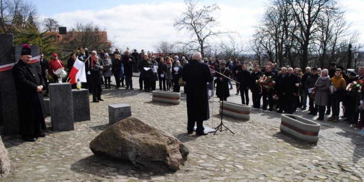 13.03.2016 Uroczystości patriotyczne w Sandomierzu / Grażyna Szlęzak-Wójcik / Radio Kielce