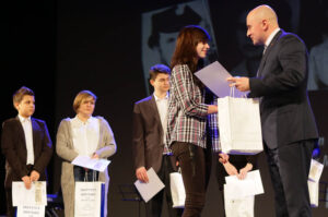 2.3.2016 Kielce. Trzecie spotkanie edukacyjne "Pamięć bohaterom", połączone z wręczeniem nagród zwycięzcom konkursu "Żołnierze wyklęci, pamięci zapomnianym bohaterom naszego regionu". / Wojciech Habdas / Radio Kielce