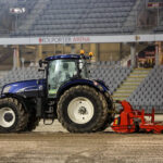 4.3.2016 Kielce. Trwa wymiana murawy na Kolporter Arenie / Wojciech Habdas / Radio Kielce