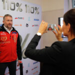 6.3.2016 Kielce.  Uroczysty pokaz filmu „110%”, w którym wystąpiło piętnastu czołowych, polskich sportowców. Na seansie nie zabrakło Rafała Sonika i podopiecznych Siemachy Kielce. / Wojciech Habdas / Radio Kielce