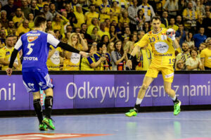 06.03.2016. Ostatnia kolejka fazy grupowej LM: Vive Tauron - Pick Szeged. Kielczanie zwyciężyli z wynikiem 27:26 (12:16). / Wojciech Habdas / Radio Kielce