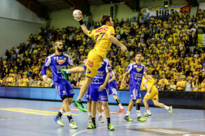 06.03.2016. Ostatnia kolejka fazy grupowej LM: Vive Tauron - Pick Szeged. Kielczanie zwyciężyli z wynikiem 27:26 (12:16). / Wojciech Habdas / Radio Kielce