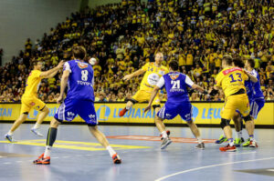 06.03.2016. Ostatnia kolejka fazy grupowej LM: Vive Tauron - Pick Szeged. Kielczanie zwyciężyli z wynikiem 27:26 (12:16). / Wojciech Habdas / Radio Kielce