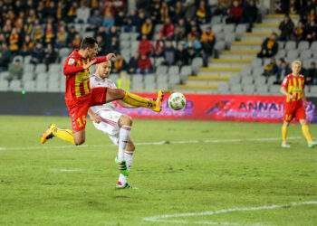 08.03.2016. Mecz 25. kolejki Ekstraklasy: Korona Kielce - Wisła Kraków. Korona zdobywa bramkę. Airam Lopez Cabrera / Wojciech Habdas / Radio Kielce