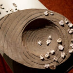 11.3.2016 Kielce. Wystawa prac Katarzyny Hendzlik Hommage a L2, w Bibliotece UJK. / Wojciech Habdas / Radio Kielce