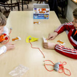 13.3.2016 Kielce. "Gry bez prądu" w Muzeum Zabawek i Zabawy / Wojciech Habdas / Radio Kielce