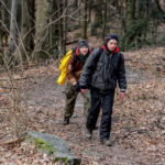 19.3.2016 Św. Krzyż. Ekstremalna Droga Krzyżowa. Ostatnie kilkaset metrów przed celem. / Wojciech Habdas / Radio Kielce