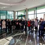 23.3.2016 Kielce. Ponownie odsłonięto Obelisk Laserowyh Technologii Metali przy Politechnice Świętokrzyskiej. / Wojciech Habdas / Radio Kielce