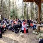 25.3.2016 Droga krzyżowa z Nowej Słupi na Święty Krzyż / Wojciech Habdas / Radio Kielce