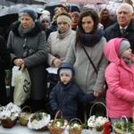 26.03.2016 Kielce. Bazylika Katedralna. Święcenie pokarmów / Wojciech Habdas / Radio Kielce