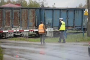 Tragiczny wypadek na przejeździe kolejowym w Zagnańsku (27 kwietnia 2016) / Jarosław Kubalski / Radio Kielce
