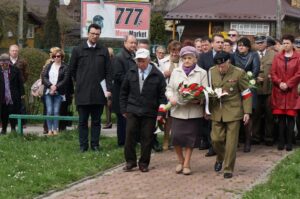 13.04.2016 r. Starachowice. Uczcili pamięć ofiar Katynia / Krzysztof Żołądek / Radio Kielce