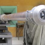 19.04.2016 r. Sejmowa komisja w zakładzie zbrojeniowym / Robert Felczak / Radio Kielce