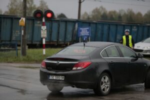Tragiczny wypadek na przejeździe kolejowym w Zagnańsku (27 kwietnia 2016) / Jarosław Kubalski / Radio Kielce