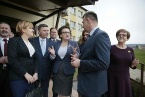 Minister Edukacji Narodowej z wizytą w Bielinach (25 kwietnia 2016 r.) / Jarosław Kubalski / Radio Kielce