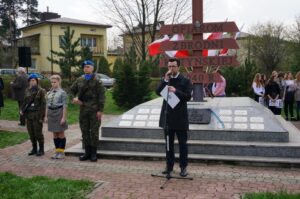 13.04.2016 r. Starachowice. Uczcili pamięć ofiar Katynia / Krzysztof Żołądek / Radio Kielce