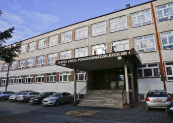 14.01.2016 Kielce. Zespół Szkół Ponadpodstawowych nr 1 przy ulicy Jagiellońskiej. / Jarosław Kubalski / Radio Kielce