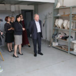 Jerzy Stuhr odwiedził kieleckiego Plastyka (7 kwietnia 2016 r.) / Piotr Michalski / Radio Kielce