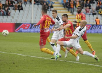 Korona Kielce kontra Górnik Łęczna (23 kwietnia 2016) / Jarosław Kubalski / Radio Kielce