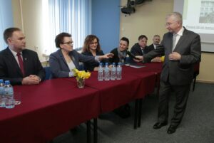 Minister Anna Zalewska odwiedziła Starachowice (25 kwietnia 2016 r.) / Jarosław Kubalski / Radio Kielce
