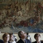 Wicepremier Piotr Gliński zwiedził Muzeum Narodowe w Kielcach (5 kwietnia 2016 r.) / Jarosław Kubalski / Radio Kielce