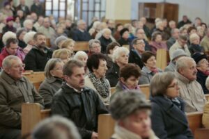 10.04.2016. Obchody 6. rocznicy katastrofy smoleńskiej w Starachowicach / Jarosław Kubalski / Radio Kielce