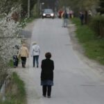 18.04.2016. Przy ulicy Zastawie w Kielcach ulatnia się gaz. Ewakuowani zostali mieszkańcy / Jarosław Kubalski / Radio Kielce