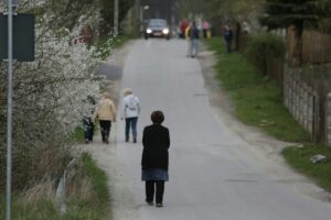 18.04.2016. Przy ulicy Zastawie w Kielcach ulatnia się gaz. Ewakuowani zostali mieszkańcy / Jarosław Kubalski / Radio Kielce