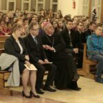 21.04.2016 Sesja popularno-naukowa o Chrzcie Polski w kościele pw. św. Józefa Robotnika w Kielcach / Jarosław Kubalski / Radio Kielce