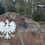 10.04.2016. 6. rocznica katastrofy smoleńskiej. Uroczystości przed obeliskiem przy ul. Grabinów w Kielcach / Karol Żak / Radio Kielce