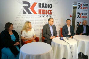 07.04.2016. Konferencja prasowa, podczas której zaprezentowana została nowa ramówka Radia Kielce / Kamil Król / Radio Kielce