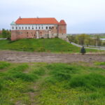 30.04.2016. Ogród przy kościele św. Jakuba w Sandomierzu / Grażyna Szlęzak-Wójcik / Radio Kielce