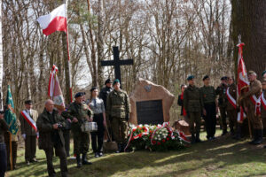 03.04.2016 Jeleniec 72. rocznica bitwy partyzantów AK z Niemcami Jeleniec k. Ostrowca / Teresa Czajkowska / Radio Kielce