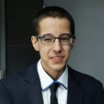 15.04.2016. Gimnazjaliści z województwa świętokrzyskiego odebrali nagrody za sukcesy w konkursach przedmiotowych. Najzdolniejszym w tym roku gimnazjalistą okazał się Paweł Jacak z Gimnazjum nr 2 w Staszowie. Nagrody odbierał aż 6 razy.  / Wojciech Habdas / Radio Kielce