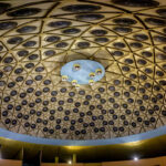 28.4.2016 Kielce. Na dworcu PKS zamontowano oświetlenie kopuły. / Wojciech Habdas / Radio Kielce