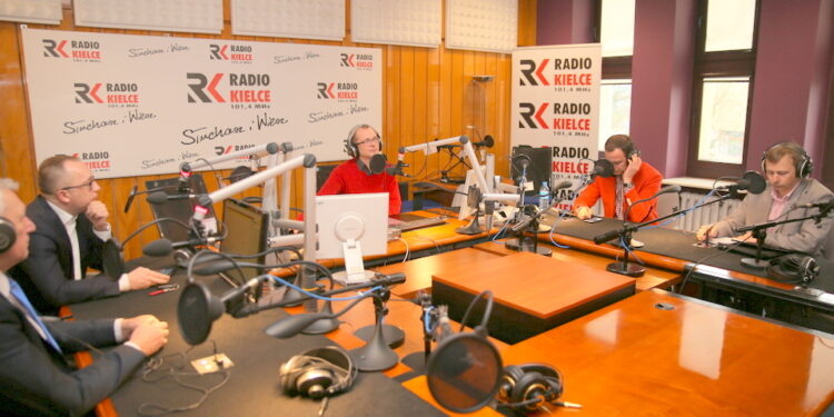 10.04.2016. Studio polityczne / Kamil Król / Radio Kielce