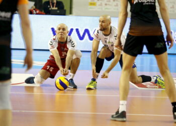 17.01.2016 Kielce. Siatkówka Plus Liga. Mecz Effector Kielce - Jastrzębski Węgiel Jastrzębie Zdrój. / Jarosław Kubalski / Radio Kielce