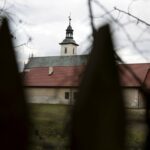 31.03.2016 Rytwiany. Pokamedulski zespół sakralny. Klasztor. Pustelnia Złotego Lasu. / Jarosław Kubalski / Radio Kielce