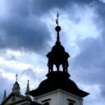 31.03.2016 Rytwiany. Pokamedulski zespół sakralny. Klasztor. Pustelnia Złotego Lasu. / Jarosław Kubalski / Radio Kielce