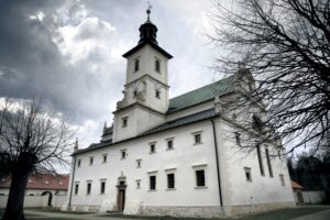 31.03.2016 Rytwiany. Pokamedulski zespół sakralny. Klasztor. Pustelnia Złotego Lasu. / Jarosław Kubalski / Radio Kielce