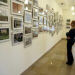 01.04.2016 Kielce. Wystawa zdjęć "Foto notatki na temat: Prima Aprilis" Krzysztof Zając. / Jarosław Kubalski / Radio Kielce