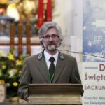 02.04.2016 Święty Krzyż. Dziedzictwo Świętego Krzyża. Sympozjum naukowe w 1050 rocznicę Chrztu Polski. Dyrektor ŚPN Piotr Szafraniec. / Jarosław Kubalski / Radio Kielce