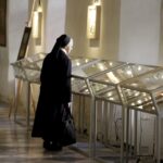 02.04.2016 Święty Krzyż. Dziedzictwo Świętego Krzyża. Sympozjum naukowe w 1050 rocznicę Chrztu Polski. Wystawa towarzysząca. / Jarosław Kubalski / Radio Kielce