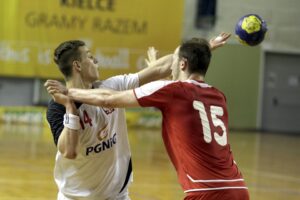 02.04.2016 Kielce. Towarzyski mecz juniorów Polska - Szwajcaria. / Jarosław Kubalski / Radio Kielce