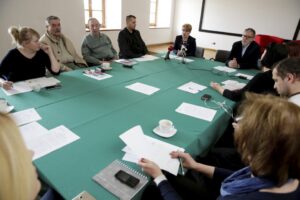 04.04.2016 Kielce. Konferencja w OMPiO dotycząca akcji Zapal Znicz Pamięci. / Jarosław Kubalski / Radio Kielce