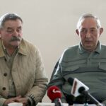 04.04.2016 Kielce. Konferencja w OMPiO dotycząca akcji Zapal Znicz Pamięci. Stanisław Szrek i Andrzej Wiatkowski ze Stowarzyszenia Ochrony Dziedzictwa Narodowego. / Jarosław Kubalski / Radio Kielce