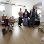 06.04.2016 Starachowice. Mieszkania socjalne przy ulicy Ostrowieckiej 21. Rodzina Wiśniewskich. / Jarosław Kubalski / Radio Kielce