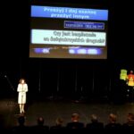 07.04.2016 Kielce. Akcja policji "Życie jest zbyt cenne nie zostawiaj go na drodze". / Jarosław Kubalski / Radio Kielce