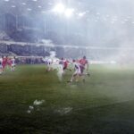 09.04.2016 Kielce . Mecz Korona Kielce - Górnik Zabrze. Kibice odpalili race. / Jarosław Kubalski / Radio Kielce