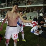 09.04.2016 Kielce . Mecz Korona Kielce - Górnik Zabrze. Kibice Górnika zarządali od piłkarzy, by ci oddali im koszulki. / Jarosław Kubalski / Radio Kielce